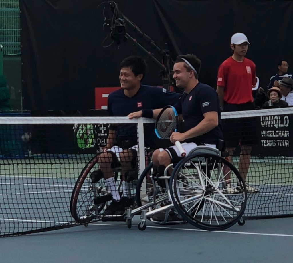 contrato multimillonario de Roger Federer