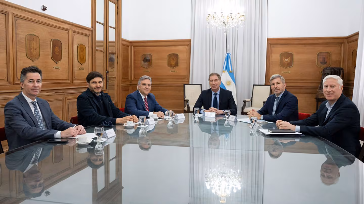 Santilli recibió a Pullaro, Llaryora y Frigerio para discutir rutas, energía y Zonas Frías